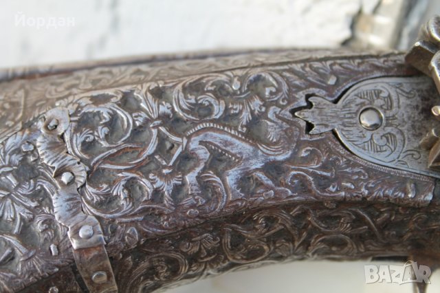 Европейска кремъчна пушка 1666 година, снимка 5 - Антикварни и старинни предмети - 42435377