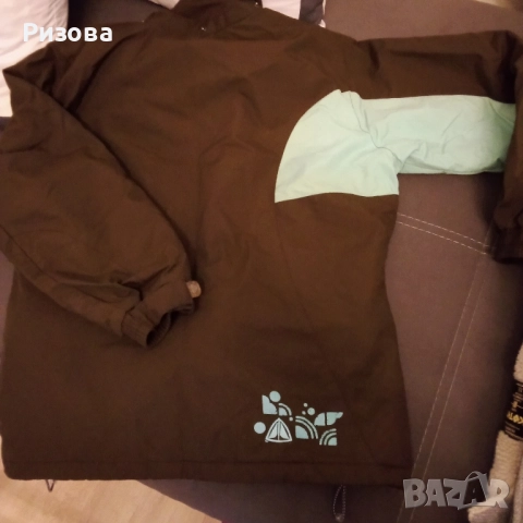 Подарявам промазано яке за момче,13/15год., снимка 2 - Детски якета и елеци - 52372407
