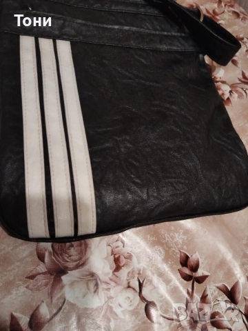 ADIDAS Оригинална Нова Кожена Дамска Чанта , снимка 10 - Чанти - 51773267