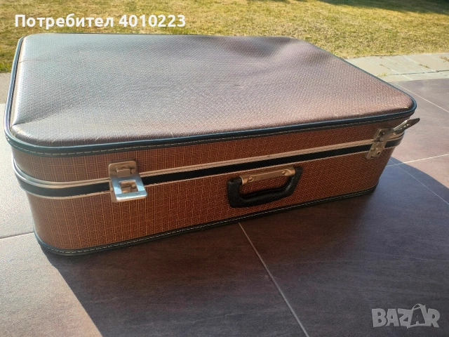 Продавам ретро куфар – запазен