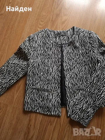 Дамско сако тип зебра, размер XS, снимка 2 - Сака - 48068103