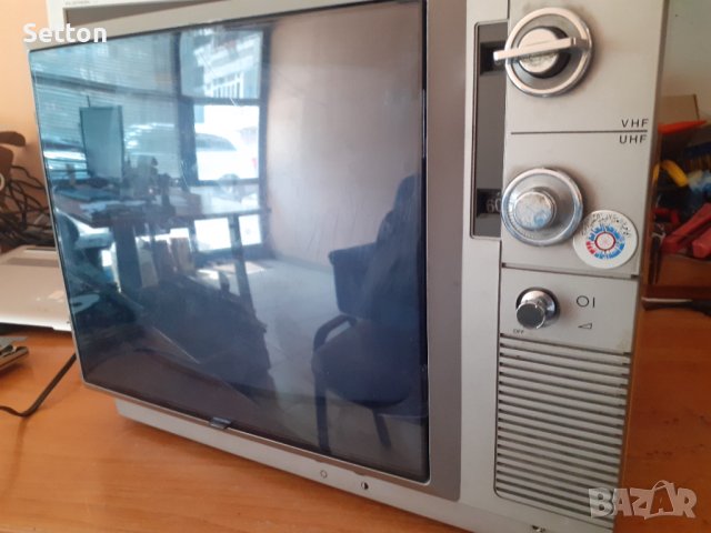 Колекционерски SONY TV-121EP, 14'' черно-бял телевизор., снимка 2 - Телевизори - 41526716