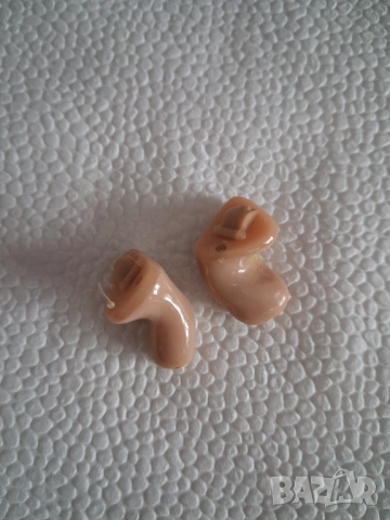 Продавам мини слухов апарат