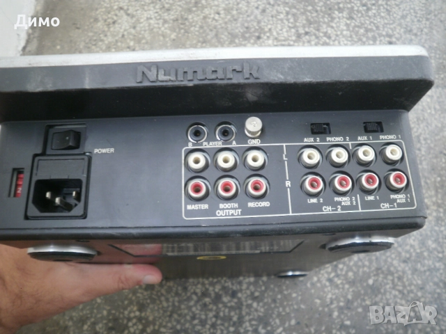 Numark Matrix 2- смесителен пулт за DJ, снимка 2 - Ресийвъри, усилватели, смесителни пултове - 52227023