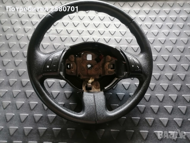 Продавам оригинален кожен мулти волан за Фиат 500 от2009г. до 2015г 