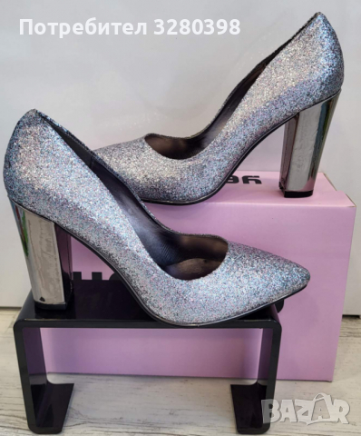 Дамски обувки на стабилен квадратен ток в сребрист цвят, снимка 1 - Дамски обувки на ток - 36516294