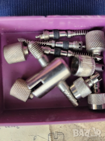 ключ маса за автомобил, нов, руски, мод. ШПР 490 и к-т НА-1 за обслужване на авт. винтили на гуми, снимка 7 - Части - 53557611