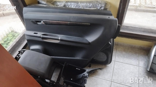 Кори за вратите, централна конзола и подлакътник за Мерцедес R class Long