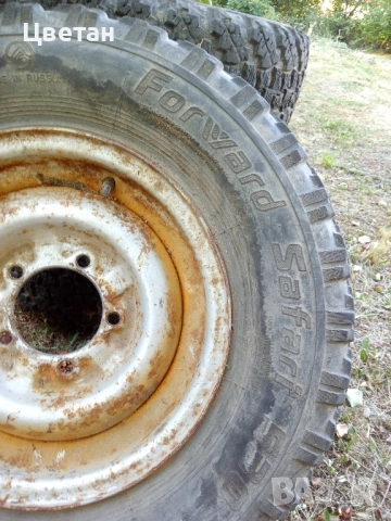 Гуми и джанти за УАЗ, снимка 2 - Гуми и джанти - 52290574