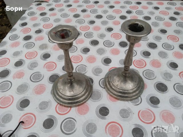 Бронзови свещници 2 броя, снимка 2 - Антикварни и старинни предмети - 38989301