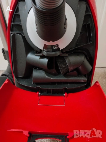 Продавам прахосмукачка Миеле/Miele., снимка 10 - Прахосмукачки - 53104431