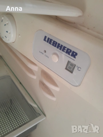 продавам малък хладилник LIEBHERR Premium, снимка 5 - Хладилници - 53708995