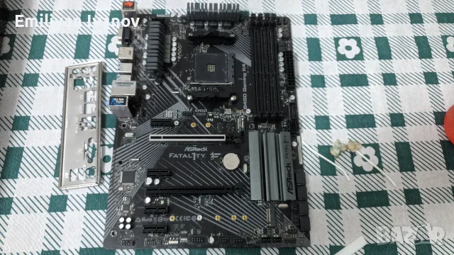 Дънна платка Asrock B450 Gaming K4 Fatal1ty, снимка 4 - Дънни платки - 56332004