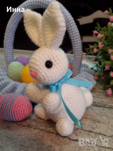 Великденски подаръци. Зайчето и яйцата в кошницата. Плетена играчка. Ръчно изработени., снимка 7 - Романтични подаръци - 40207441