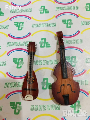 Миниатюрни дървени музикални инструменти, снимка 2 - Антикварни и старинни предмети - 53358630