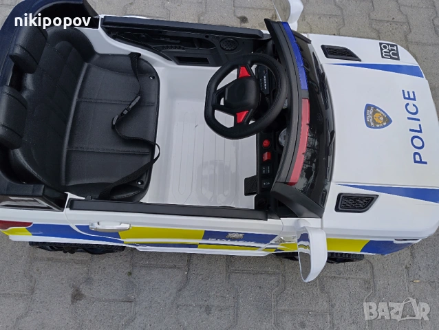 POLICE акумулаторен джип SQUAD бял, снимка 2 - Други - 53849908