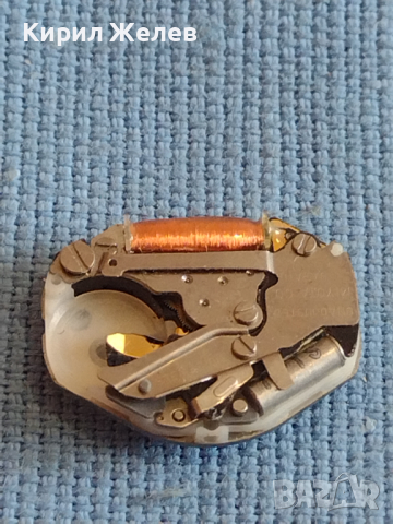 Три броя механизъм за ретро електронен часовник редки за КОЛЕКЦИЯ ЧАСТИ 43670, снимка 7 - Антикварни и старинни предмети - 44836912