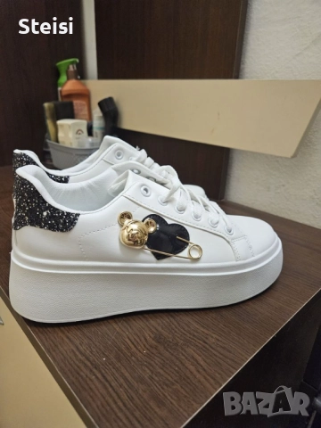 Нови били кецове, снимка 3 - Кецове - 51765617