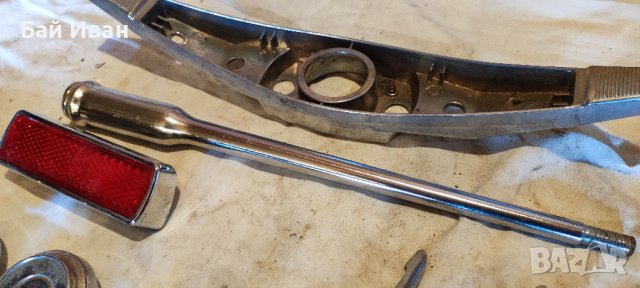 Разни хромирани части за Лада, снимка 2 - Части - 40982008