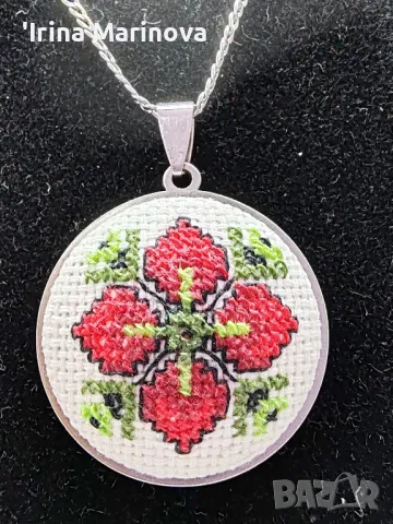 Колие с шевица, снимка 2 - Колиета, медальони, синджири - 49529543