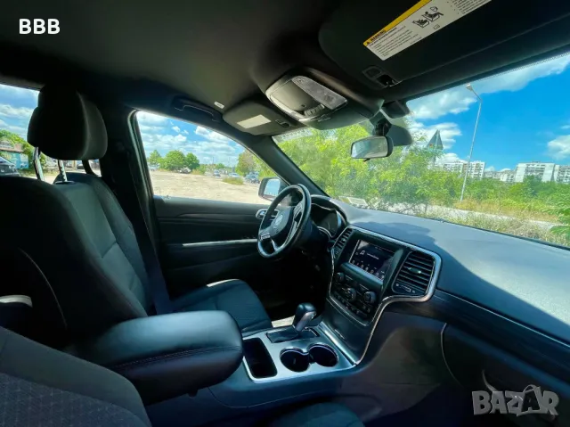 Jeep Grand Cherokee Laredo V6 3.6, снимка 5 - Автомобили и джипове - 46241672