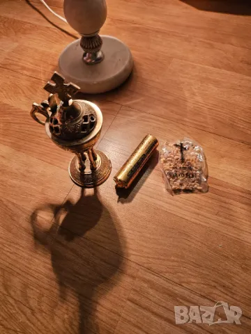 Старинно бронзово кадило, тамянник  красиви орнаменти и цветя 15 см  кандило кадило църква параклис