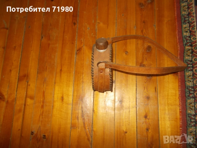 Облечена в кожа манерка, снимка 2 - Антикварни и старинни предмети - 53105996