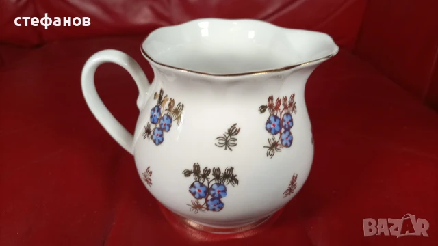 Порцеланов комплект за кафе, две канички, захарничка, снимка 4 - Сервизи - 50527344