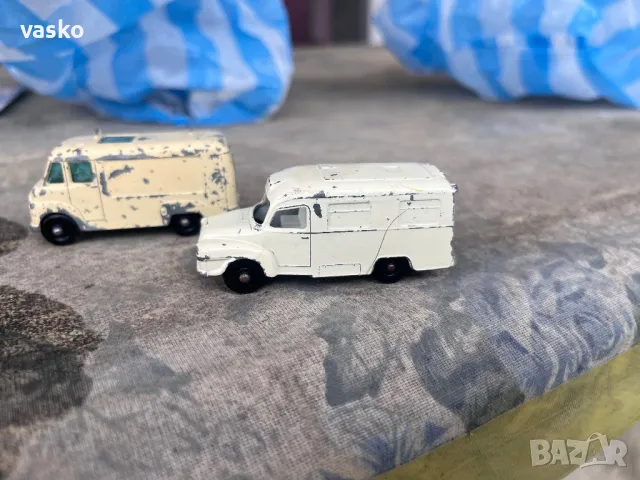 Английски Мачбокс-тесните гуми, снимка 2 - Колекции - 49697292