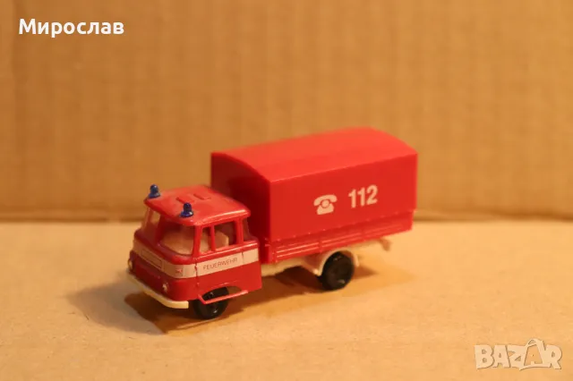 BUSCH? 1:87 H0 ROBUR ПОЖАРНА КАМИОН ТИР ИГРАЧКА МОДЕЛ, снимка 6 - Колекции - 49298801