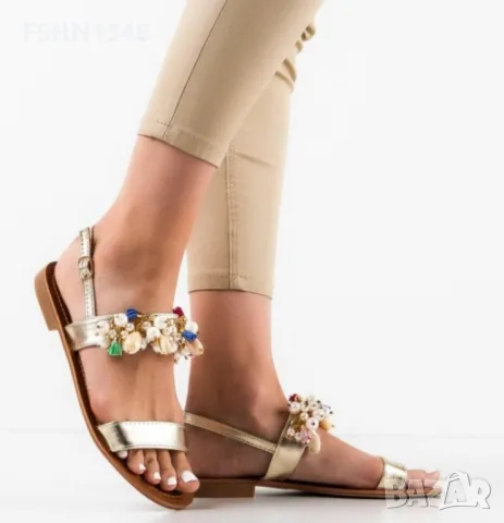 Дамски Златисти Сандали с декоративни елементи , снимка 3 - Сандали - 50324158