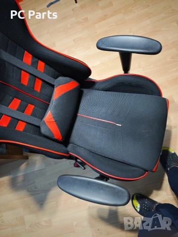 Геймърски стол, снимка 3 - Столове - 53360432
