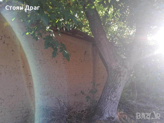 Къща с дворно място - с. Смочан, Ловешко, снимка 2 - Парцели - 52295864