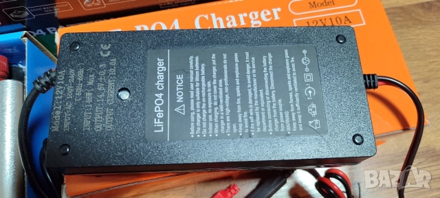 Акумулатор/батерия Varicore 100ah + зарядно и инвертор 2000w, снимка 2 - Къмпинг осветление - 52066746