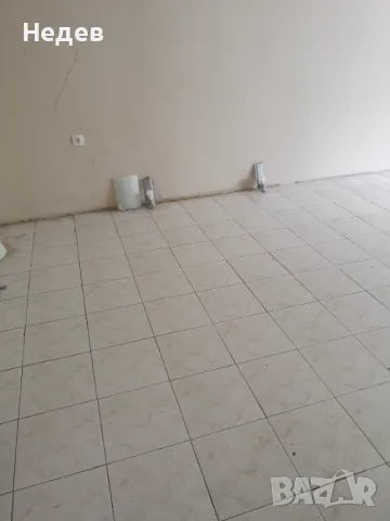 Продавам четиристаен апартамент, снимка 3 - Апартаменти - 47526390