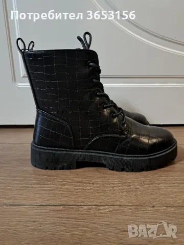 Кожени боти, снимка 2 - Дамски боти - 48424380