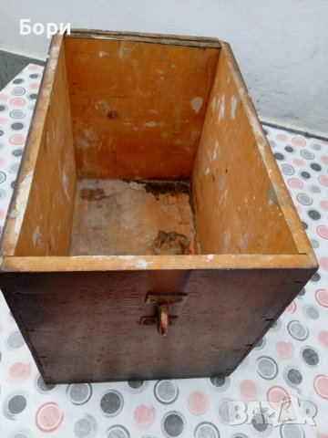 Стар дървен куфар/сандък, снимка 6 - Куфари с инструменти - 39490198