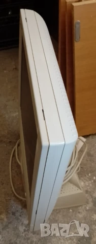 Продавам LCD монитор "PHILIPS" с вградени колонки, снимка 2 - Монитори - 29134397