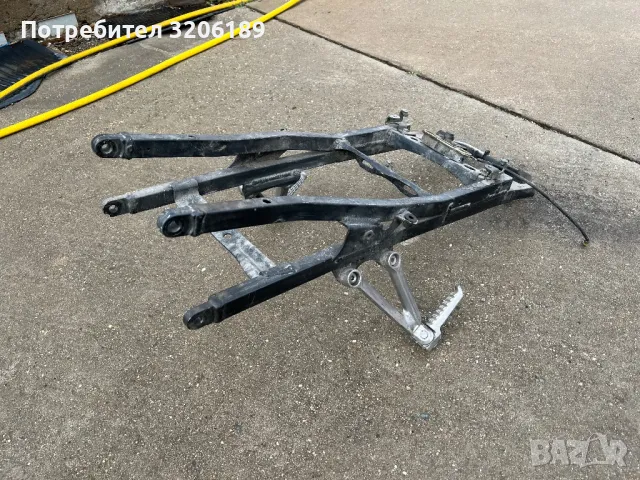 Задна рамка за Кавазаки / Kawasaki ZX10R, снимка 5 - Части - 48359790