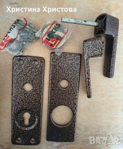 Дръжки за секретна брава Locksys с шилд шагрен, 72 мм, Classic 5001 no, снимка 3 - Входни врати - 56213181