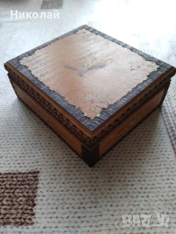 Дървена кутия за цигари , снимка 2 - Антикварни и старинни предмети - 40332657