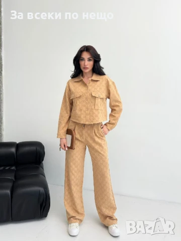 Gucci Дамски Комплект Гучи - 2 Налични Цвята Код A718, снимка 2 - Комплекти - 51004439