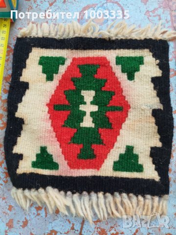 Ръчно тъкани с чипровски мотиви , снимка 3 - Антикварни и старинни предмети - 50793347