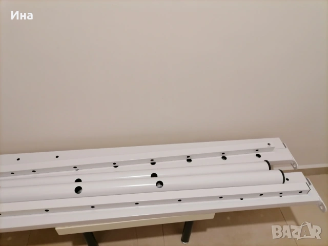 Продавам бяло метално легло. 