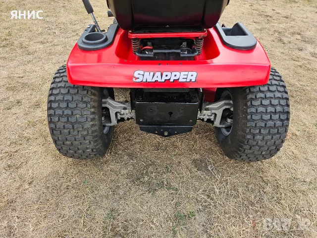 ТРАКТОРНА КОСАЧКА BRIGGS&STRATTON/SNAPPER. USA 🇺🇸 23.КОНЯ ПЕРФЕКТНА , снимка 9 - Градинска техника - 55711034