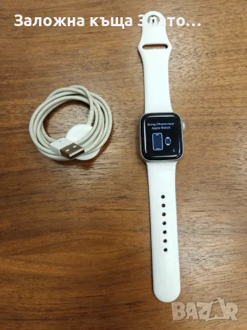 Apple Watch Series 5 40мм, снимка 2 - Смарт часовници - 55981113