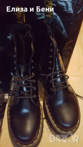 Н: 38 и 42 ОРИГИНАЛНИ нови ботуши кубинки номер 38 и 42 DR. MARTENS на плаформа, снимка 10 - Дамски ботуши - 35131463