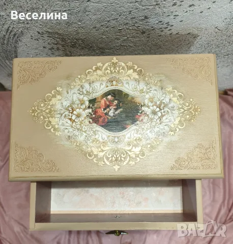 Антикварен дървен скрин с дръжки ангелчета, снимка 5 - Скринове - 55829592
