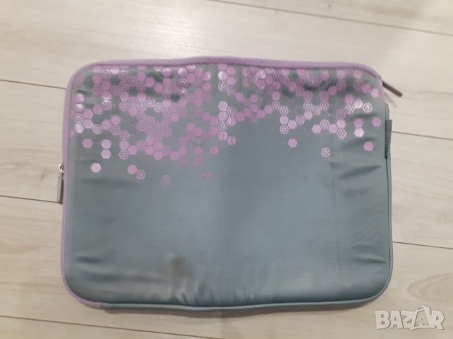 Мек упорен калъф за лаптоп Belkin, снимка 2 - Лаптоп аксесоари - 36027571