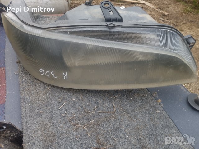 Десен фар  Peugeot 306 Hatchback (01.1993 - 10.2003), снимка 3 - Части - 39652290